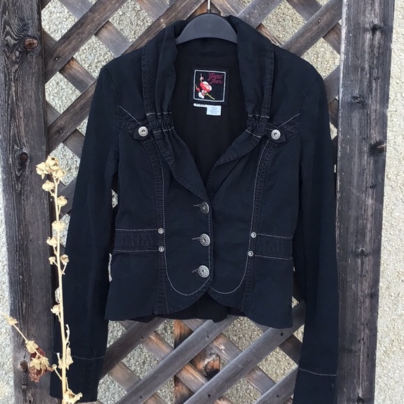 Guess Jeans VGUC unique black jean jacket, 3 button up, buttons on sleeves - Picture 1 of 16